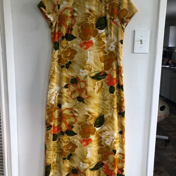 Vintage 1970s haruko Hawaii maxi dress - Picture 2 of 4